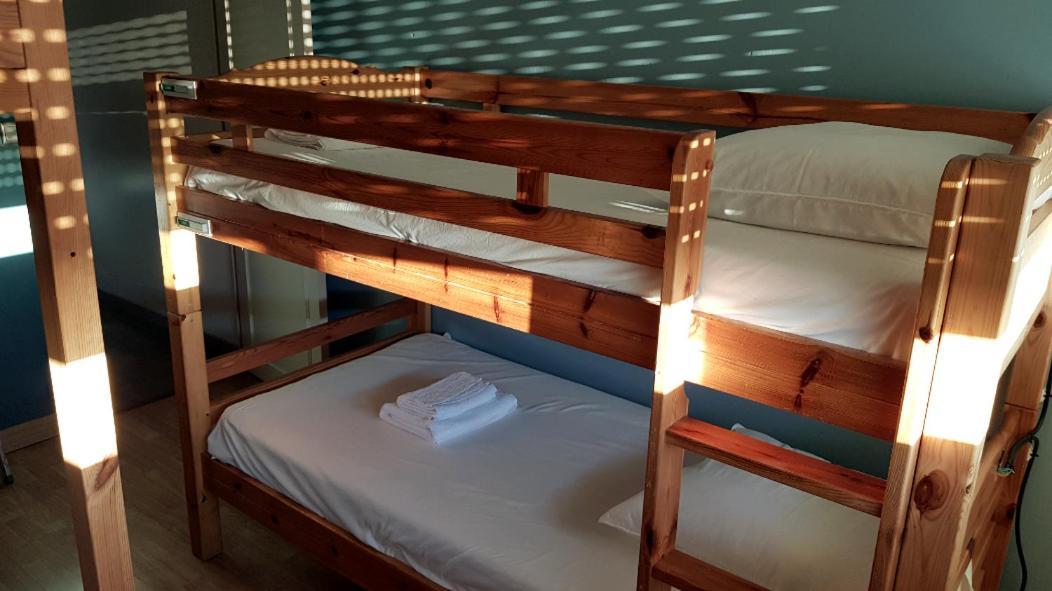 Bed & Working - Tramway - Chambres Partagees De 4 Lits Toulouse Bagian luar foto
